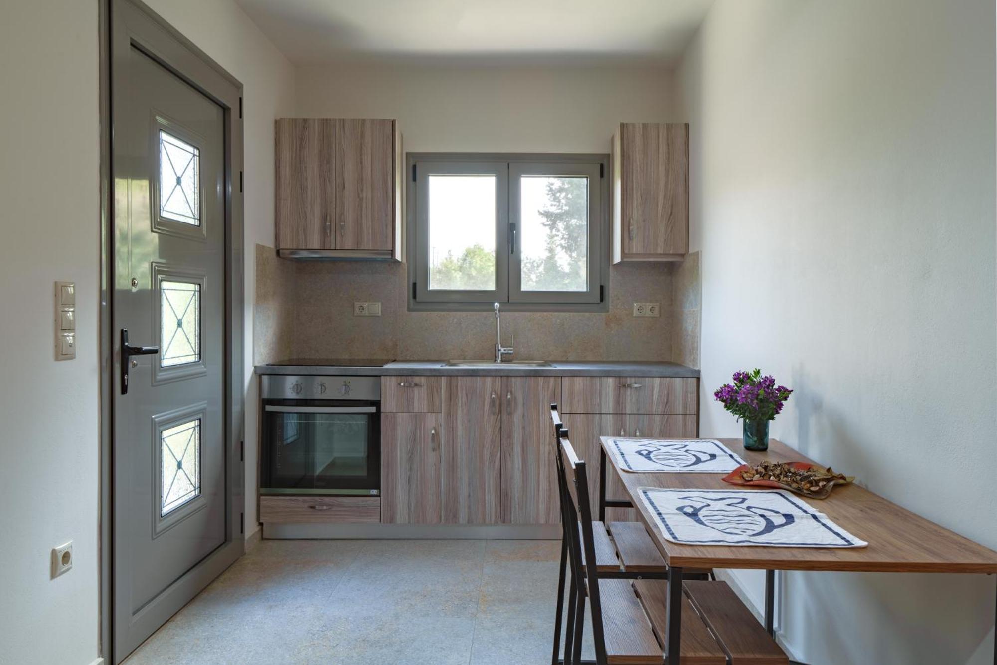 Appartement Pour Deux Personnes Patitiri Exterior foto